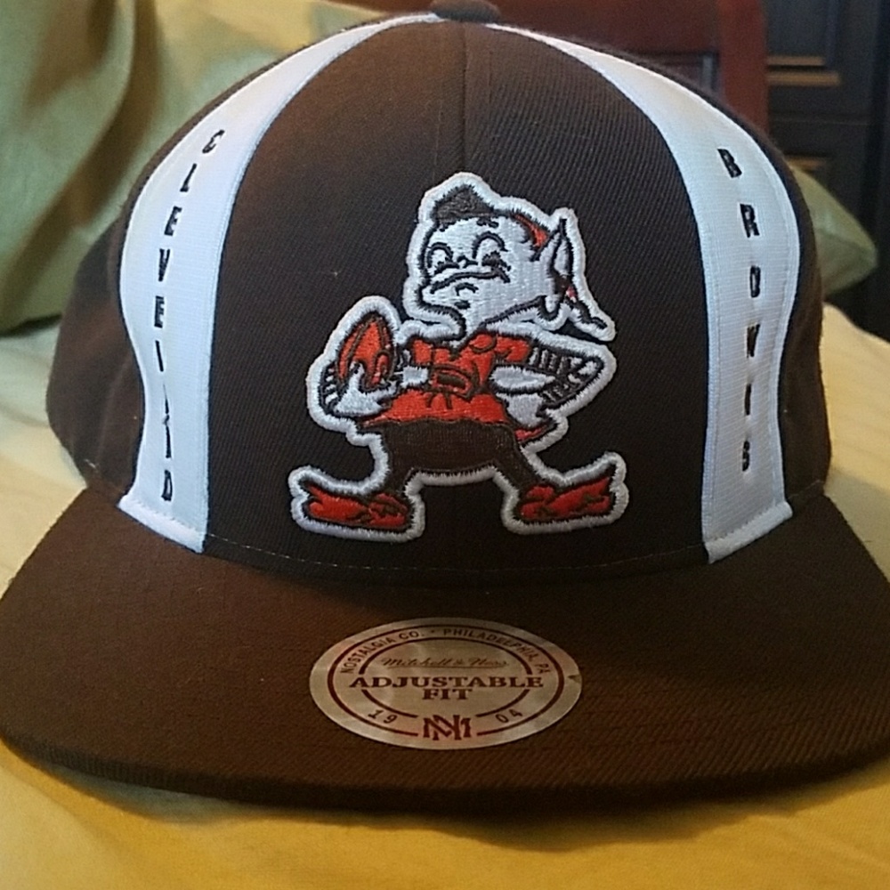Cleveland Brown snapback. Mitchell & Ness